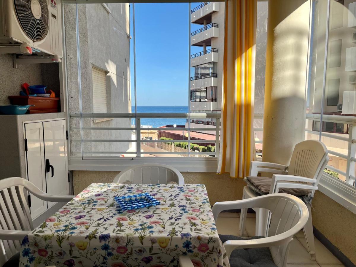 Apartamento con parking y piscina frente al mar para 4 personas Calpe Exterior foto
